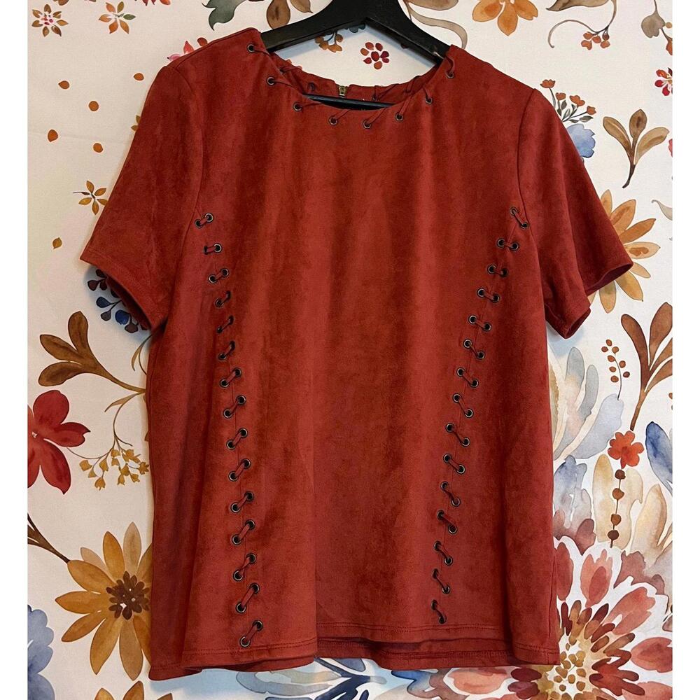 Moon River Anthropologie M Top Rivet Burned Rust Red Loose Fit Boho Faux Suede